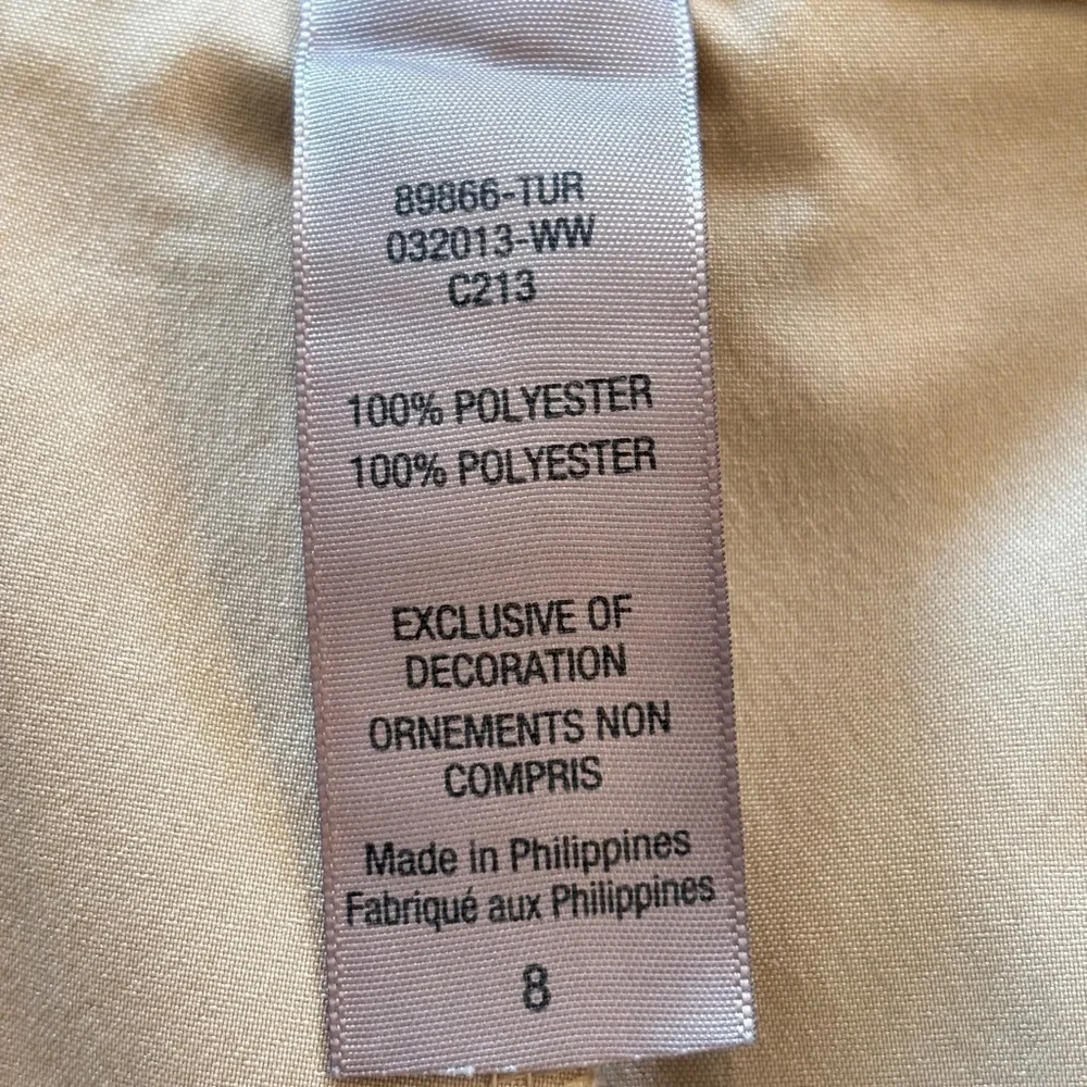 Columbia Golf Skort Womens Size 8 Khaki Tennis Pickleball Walking Classic Preppy
